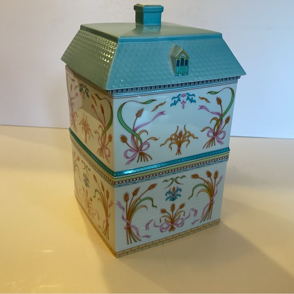 Lenox Kitchen Lenox Spice Village Flour Canister Bake Shoppe 99